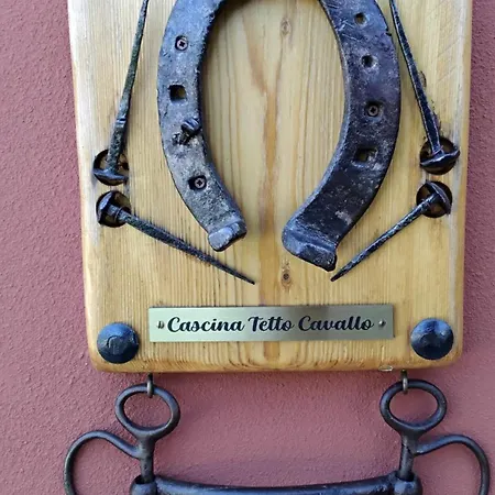 Cascina Tetto Cavallo Monolocale Rustico