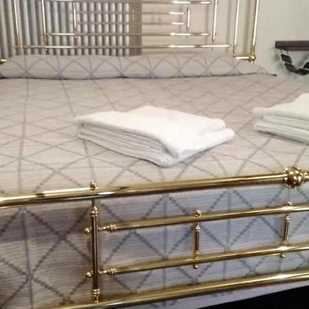 Cascina Tetto Cavallo Monolocale Rustico 公寓 Revello