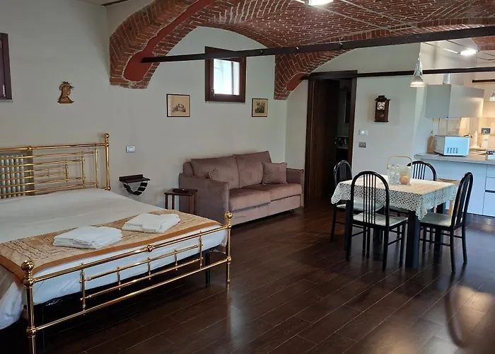 Cascina Tetto Cavallo Monolocale Rustico Appartement